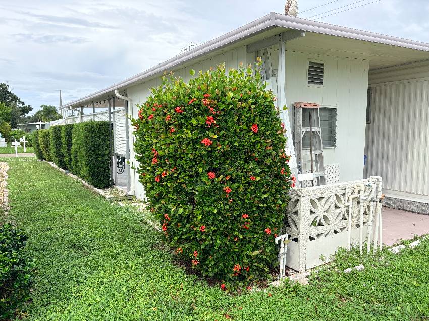 434 Zacapa a Venice, FL Mobile or Manufactured Home for Sale